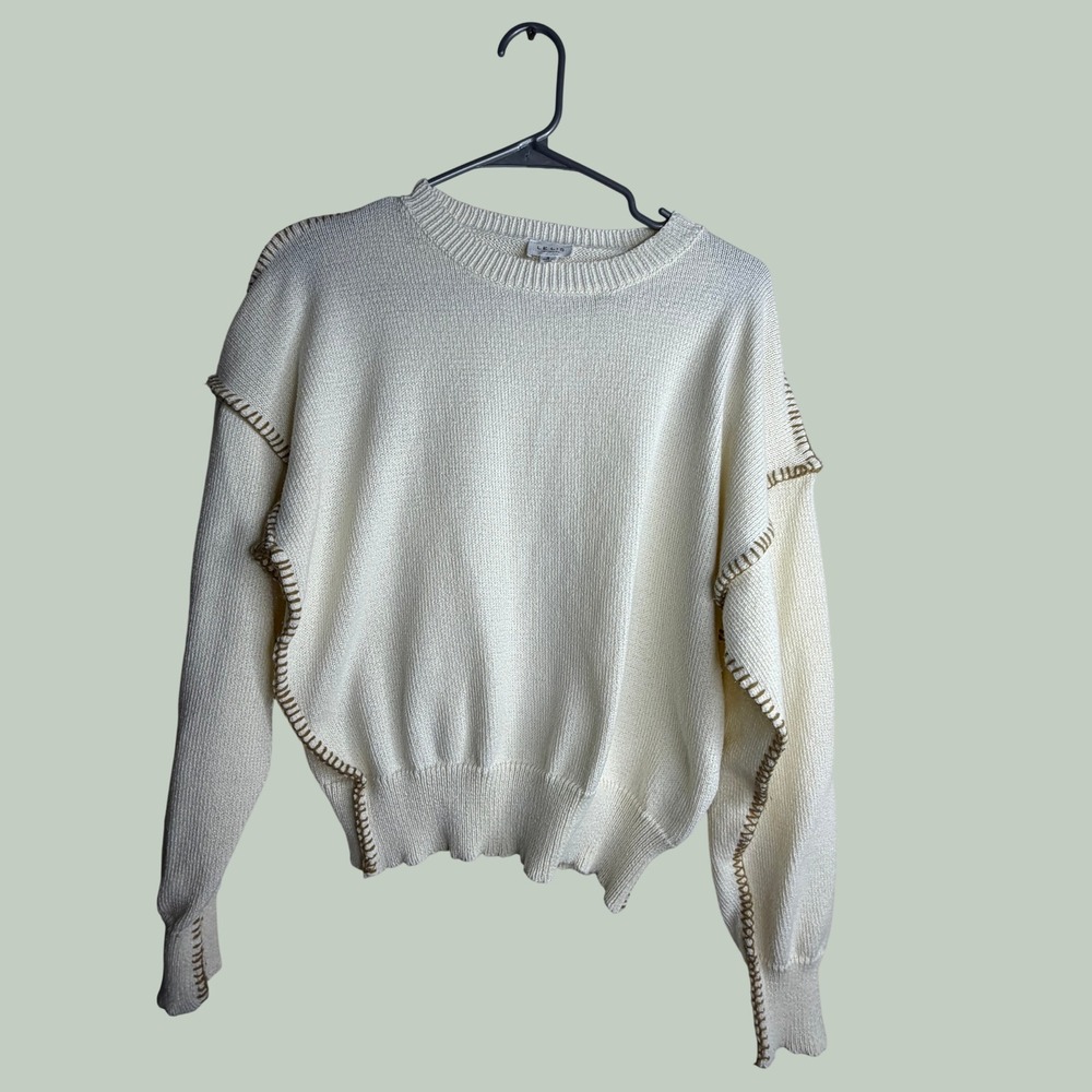 Le Lis Collection Cream Knit Whipstitch Contrast Seam Crewneck Sweater Small